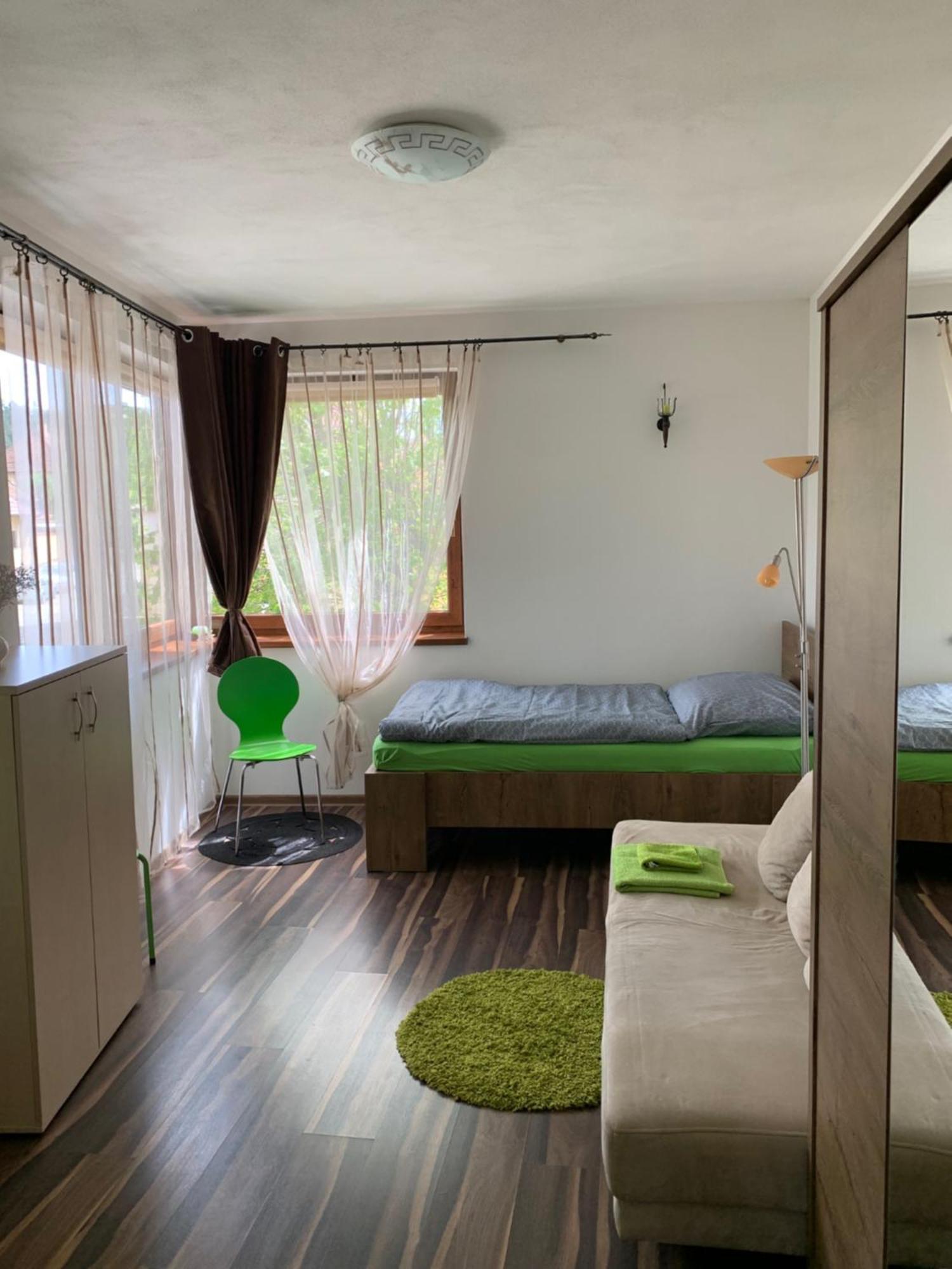 Apartmán Emes Kežmarok Exterior foto
